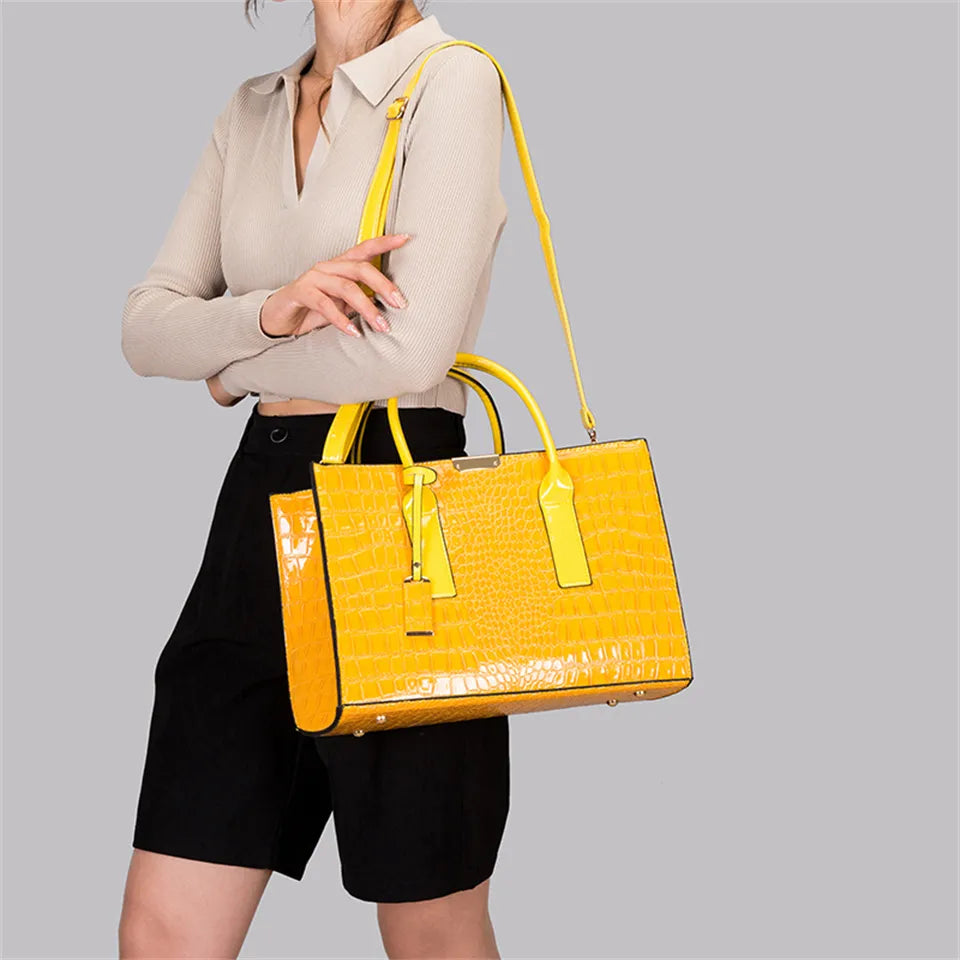 Classic Croc Tote - Warmed