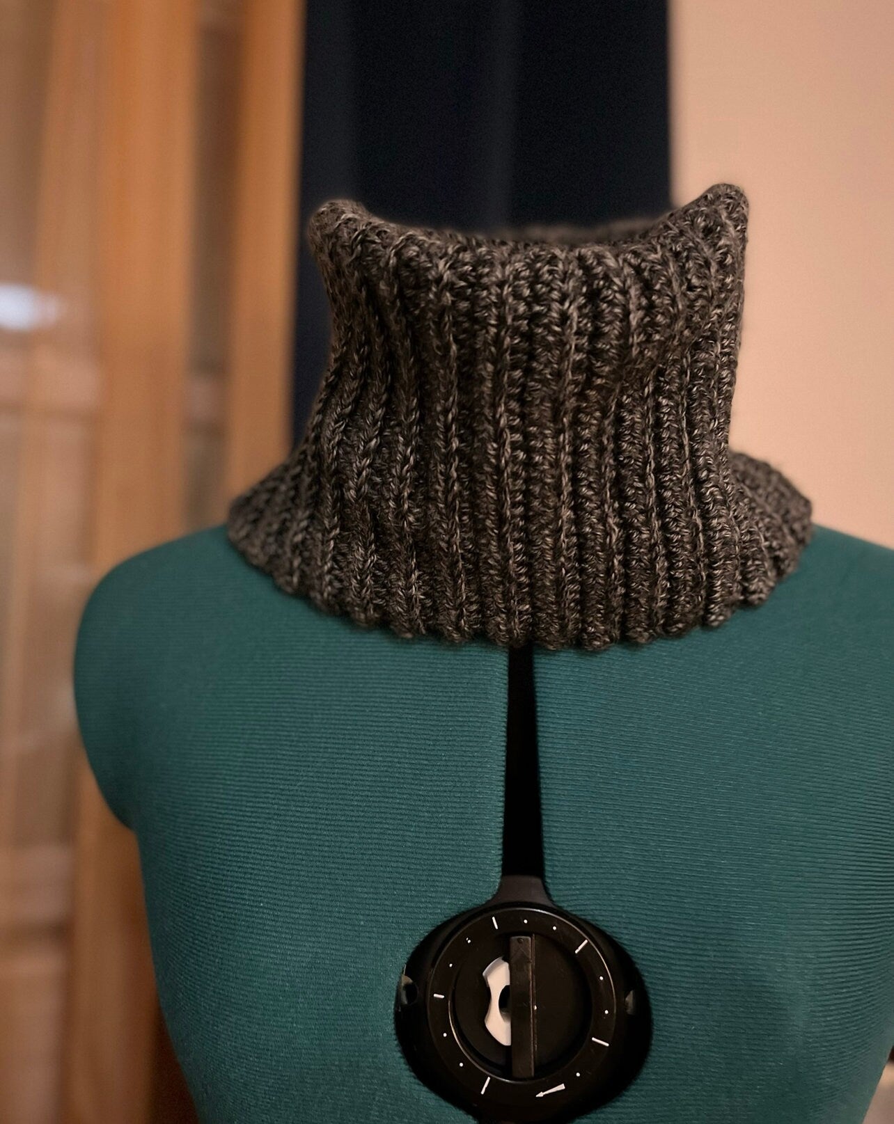 Quick Beginner Friendly Ribbed Cowl, Crochet Infinity Scarf Pattern, Double Layer Neck Warmer, Vertical pattern